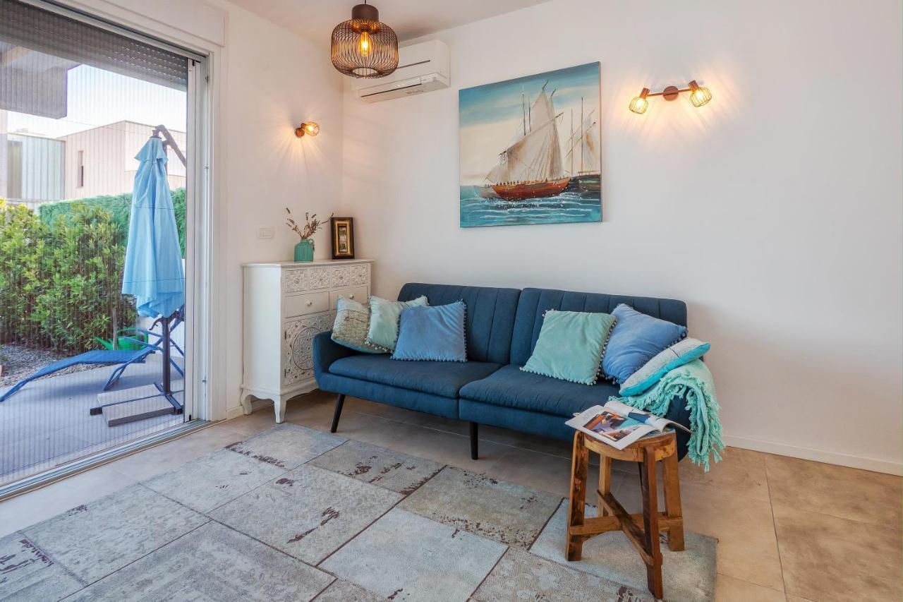 Sea View With Garden Apartment Joshua Split Exterior photo